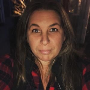 Meet your Posher, Eva